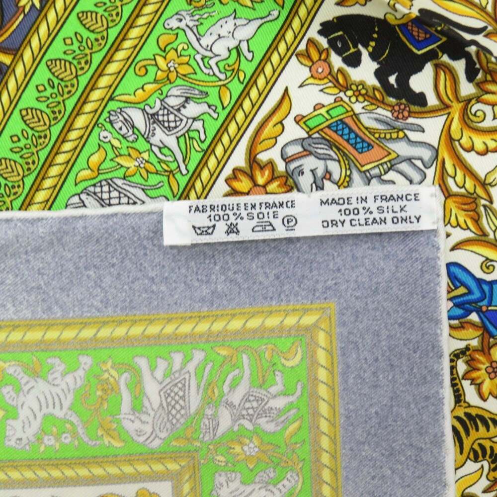 HERMES Authentic Green Silk Scarf - Picture 4 of 4